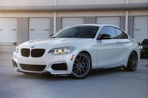 2015 BMW M235 