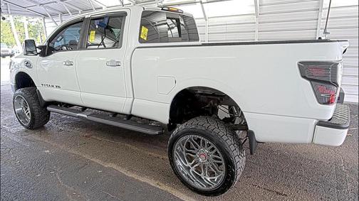 2017 Nissan Titan XD SV