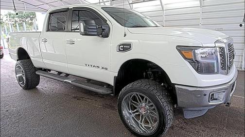 2017 Nissan Titan XD SV