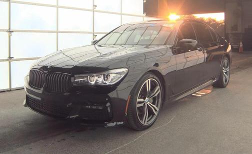 2019 BMW 740 M SPORT