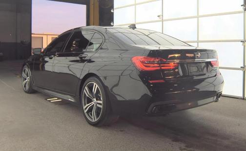 2019 BMW 740 M SPORT