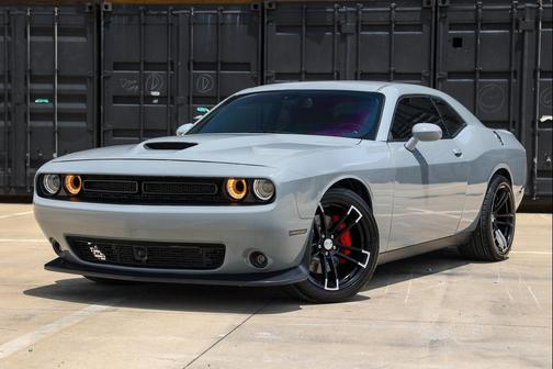 Smoke Show 2022 Dodge Challenger R/T