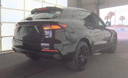 2022 Maserati Levante Modena