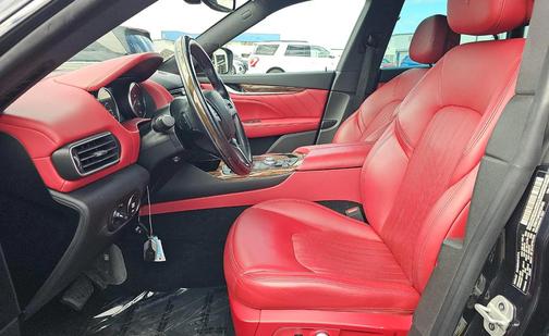 2022 Maserati Levante Modena