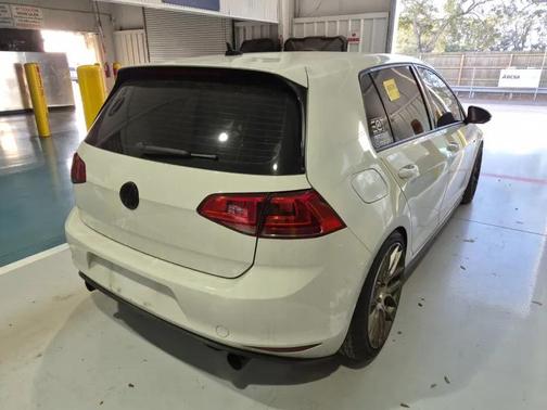 2017 Volkswagen Golf GTI 2.0T S 4-Door