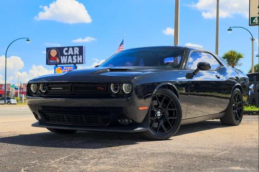 2015 Dodge Challenger R/T Scat Pack