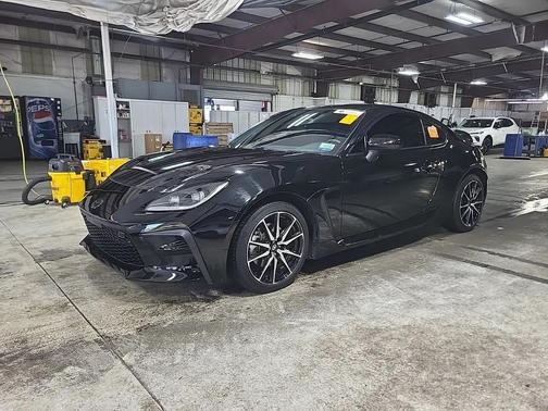 Raven 2022 Toyota GR86 Base