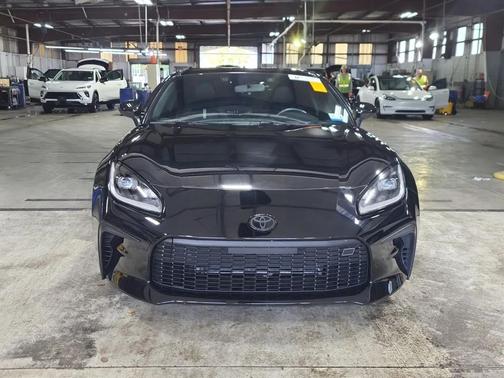 Raven 2022 Toyota GR86 Base