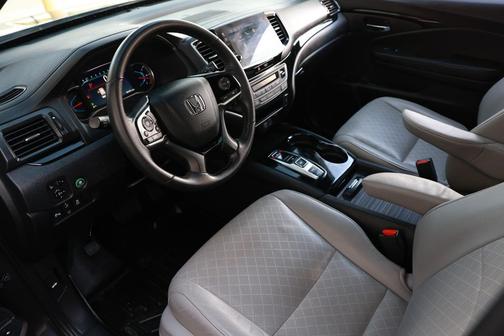 Modern Steel Metallic 2019 Honda Passport Touring