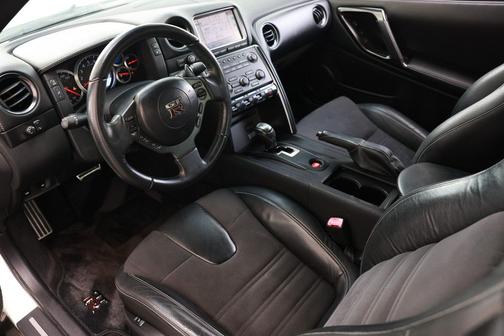 Pearl White 2015 Nissan GT-R Premium