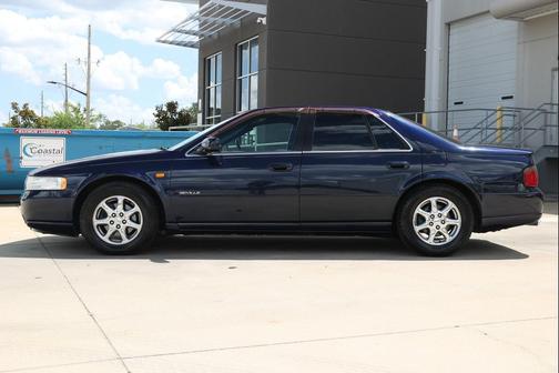 Sable Black 1999 Cadillac Seville Base
