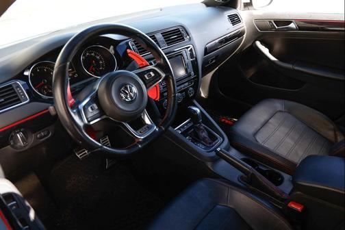 2016 Volkswagen Jetta 2.0T GLI SEL