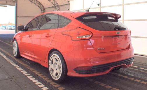 2016 Ford Focus ST 