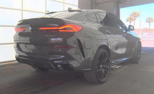 2023 BMW X6 M50i