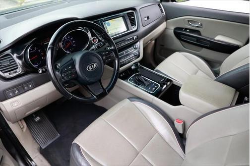 2016 Kia Sedona SX