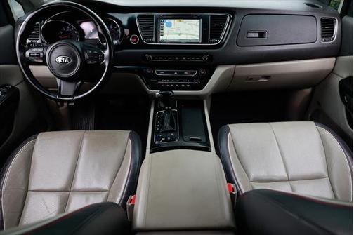 2016 Kia Sedona SX