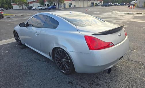 Liquid Platinum 2015 INFINITI Q60 Journey