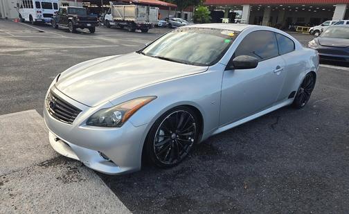 Liquid Platinum 2015 INFINITI Q60 Journey