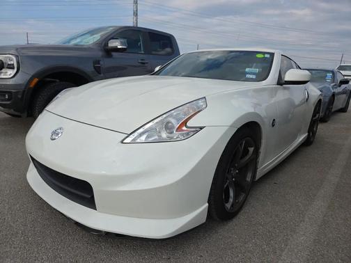Pearl White 2013 Nissan 370Z NISMO