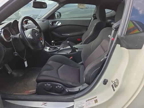 Pearl White 2013 Nissan 370Z NISMO
