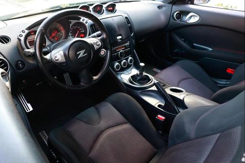 2010 Nissan 370Z NISMO