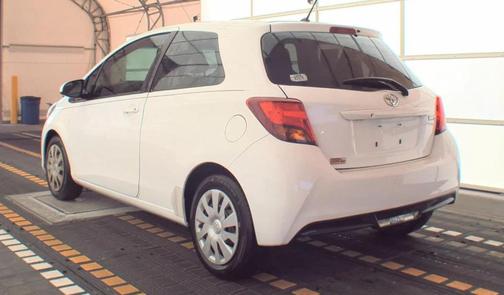 2015 Toyota Yaris L