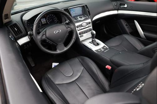 2014 INFINITI Q60 Base