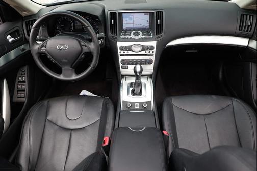 2014 INFINITI Q60 Base