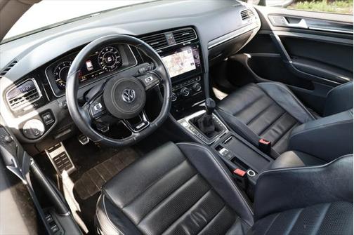 2018 Volkswagen Golf R 2.0T Manual