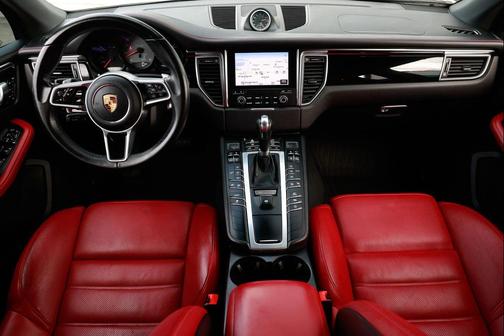 2017 Porsche Macan S