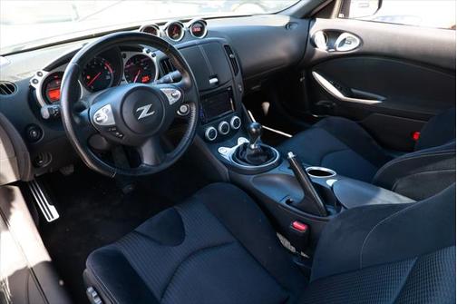 2017 Nissan 370Z Base
