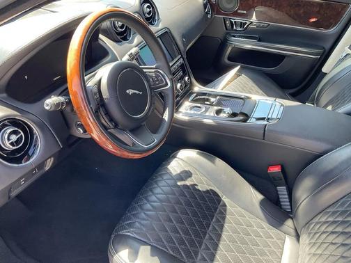 2017 Jaguar XJ XJL Portfolio