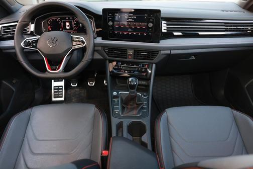 2025 Volkswagen Jetta GLI 2.0T Autobahn