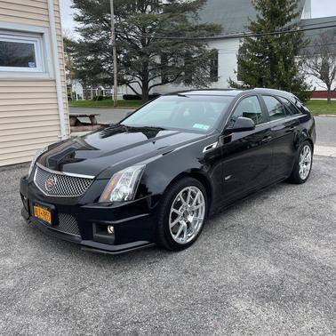 BLACK 2013 Cadillac CTS-V Base