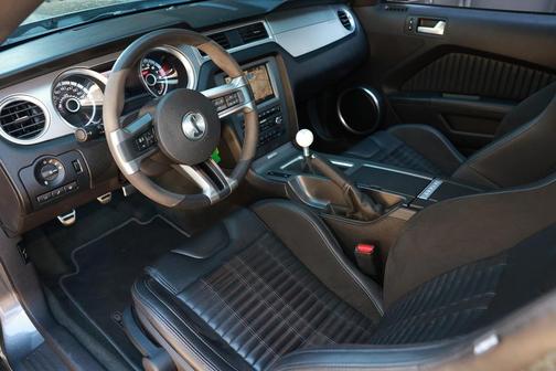 2014 Ford Shelby GT500 Base