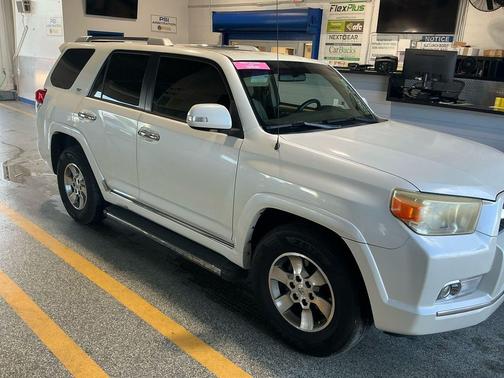 Blizzard Pearl 2012 Toyota 4Runner SR5