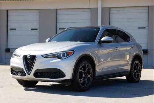 2018 Alfa Romeo Stelvio Base