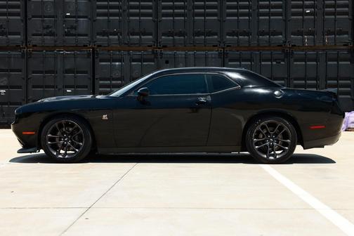Pitch Black Clearcoat 2020 Dodge Challenger R/T Scat Pack