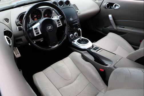 2008 Nissan 350Z Touring