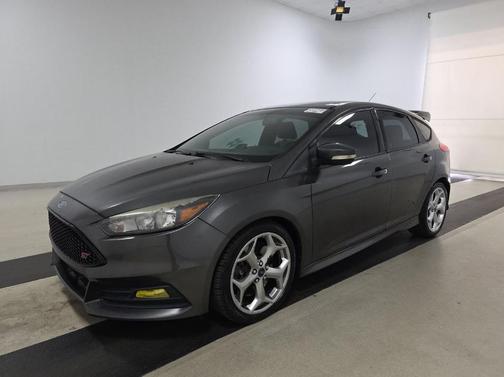 Magnetic 2016 Ford Focus ST