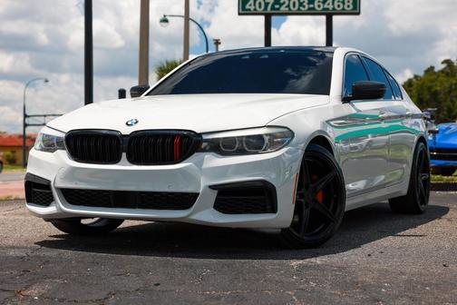 Alpine White 2019 BMW 530