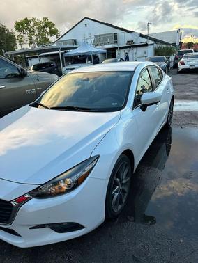 2018 Mazda Mazda3 Touring