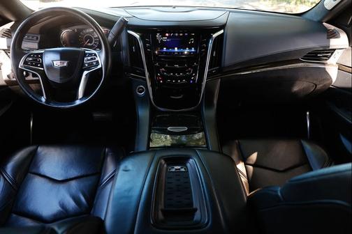 2017 Cadillac Escalade ESV Platinum