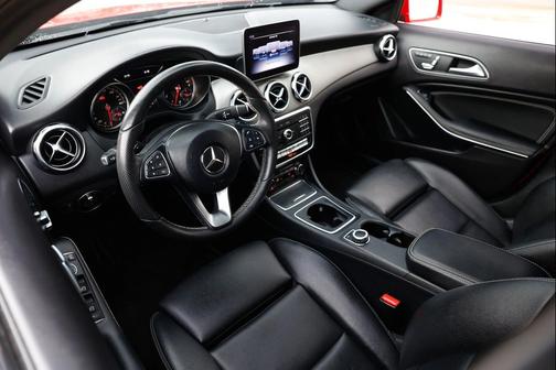 2018 Mercedes-Benz GLA 250 Base