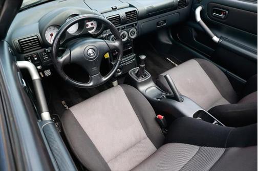 2002 Toyota MR2 .