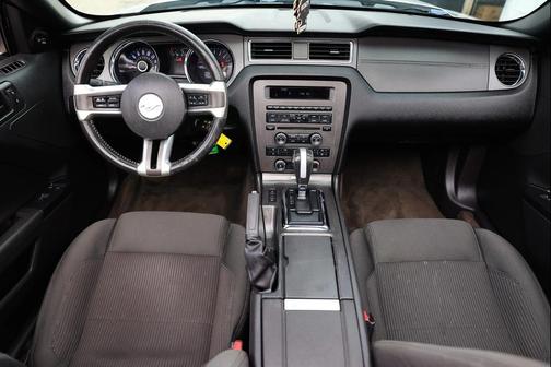 2014 Ford Mustang V6