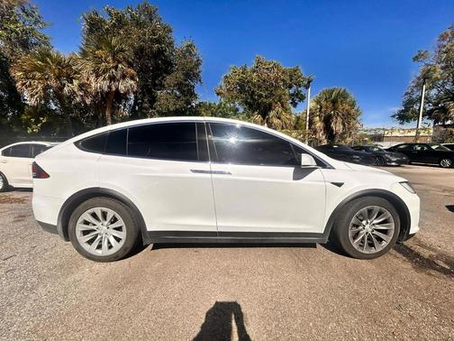 2017 Tesla Model X 75D