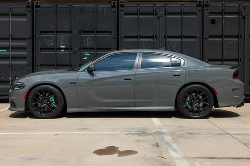 GREY 2018 Dodge Charger R/T Scat Pack