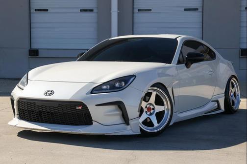 2022 Toyota GR86 Premium
