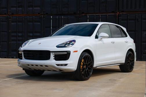 2016 Porsche Cayenne Turbo S